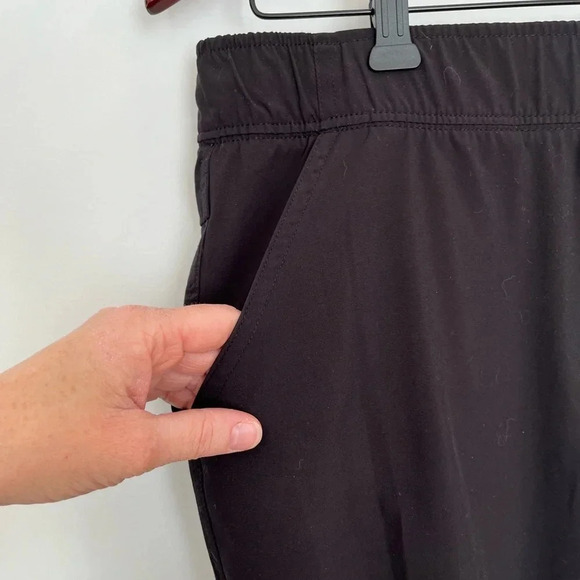 Eddie Bauer black  athletic pants size medium - Picture 5 of 8